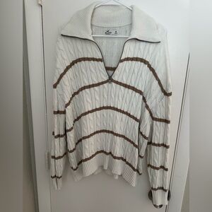 Hollister Oversized White Cable-Knit Half-Zip Sweater with Brown Stripes